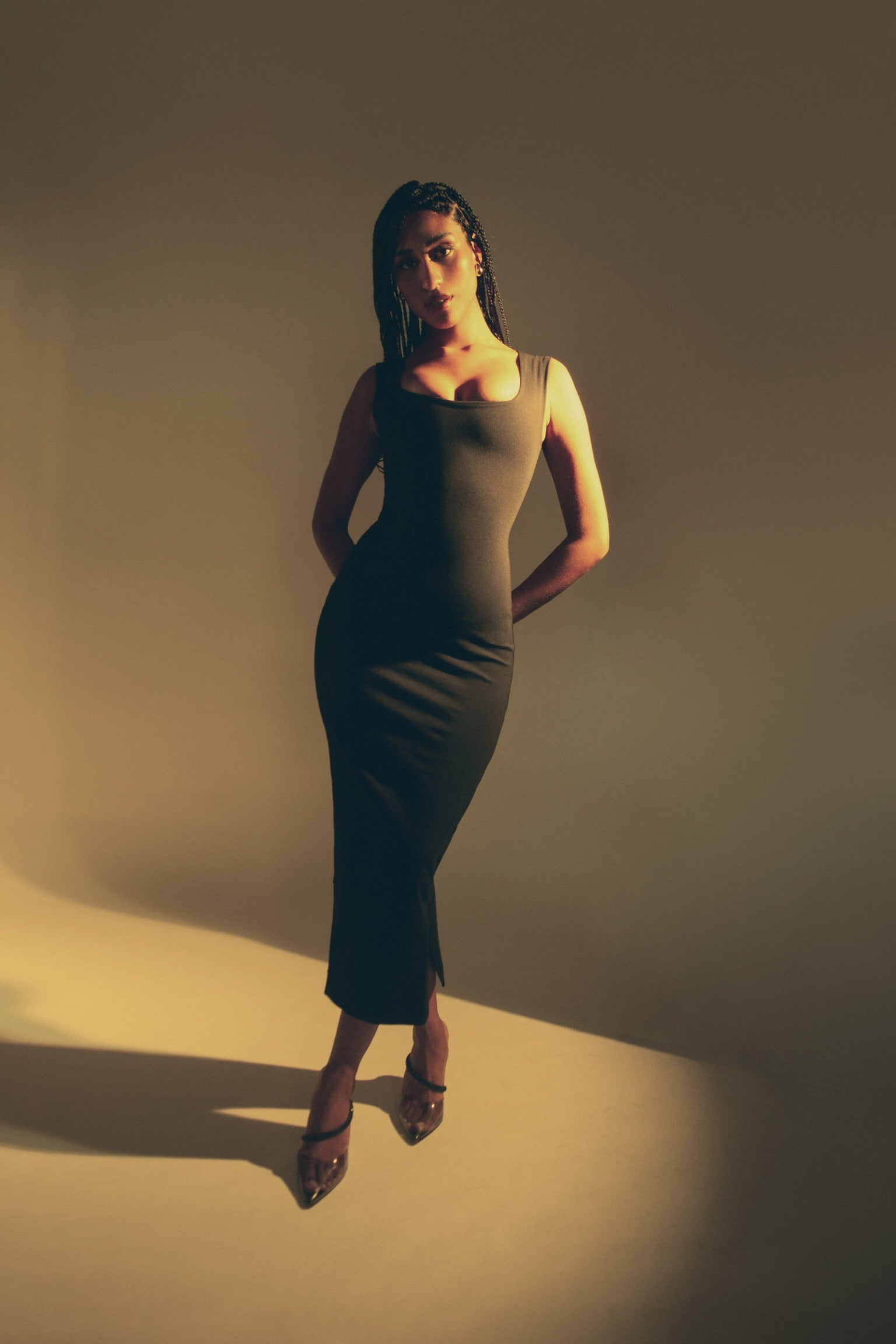 SCULPT DRESS