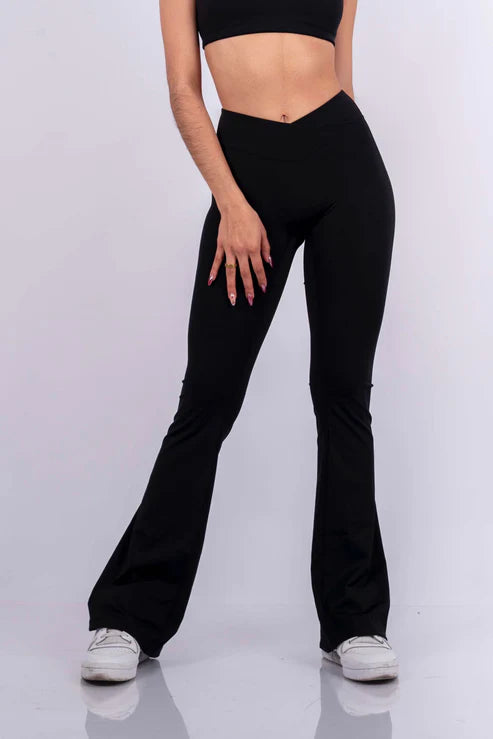 ULTIMATE FLARE PANTS NEGRO