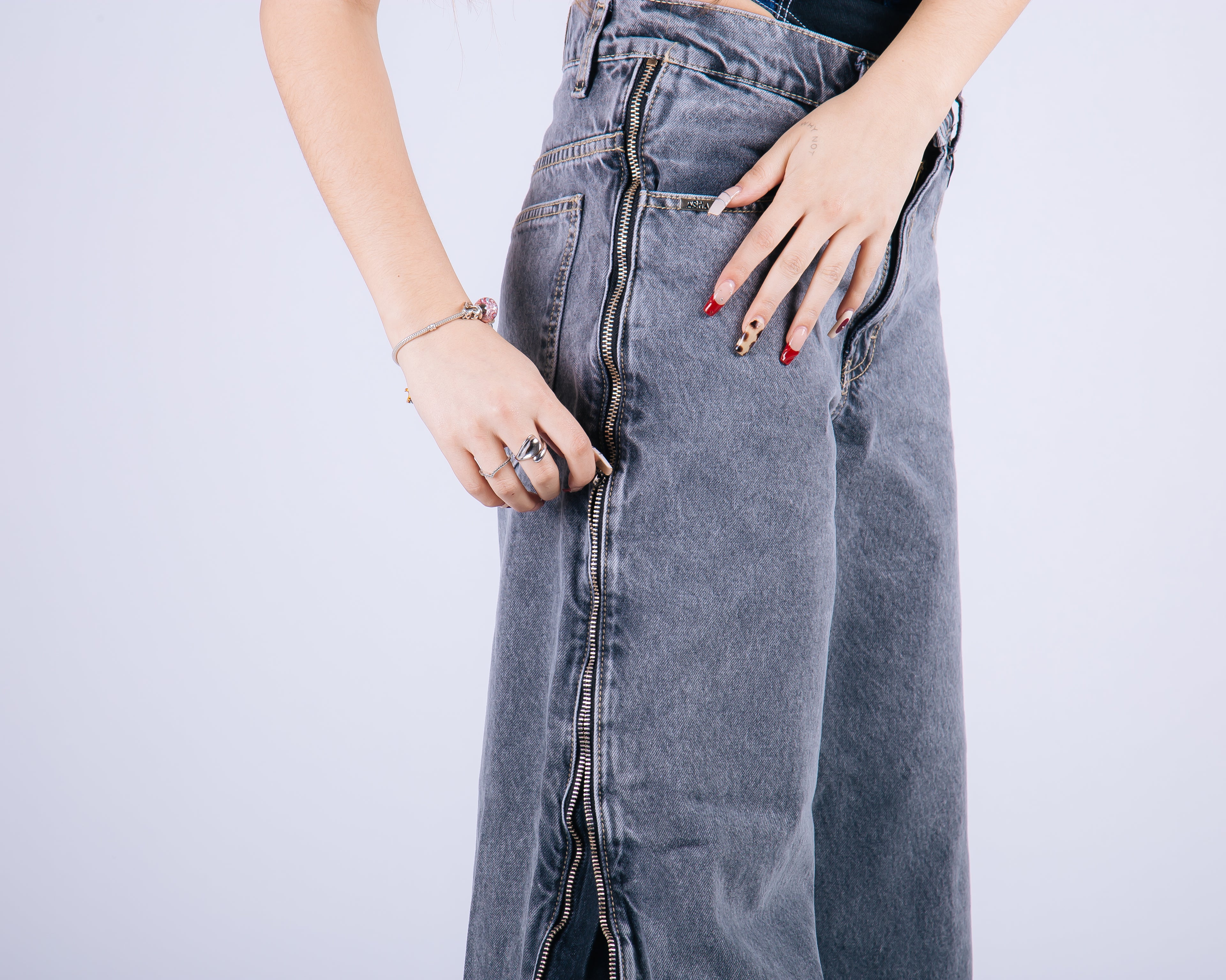 ZIP JEAN