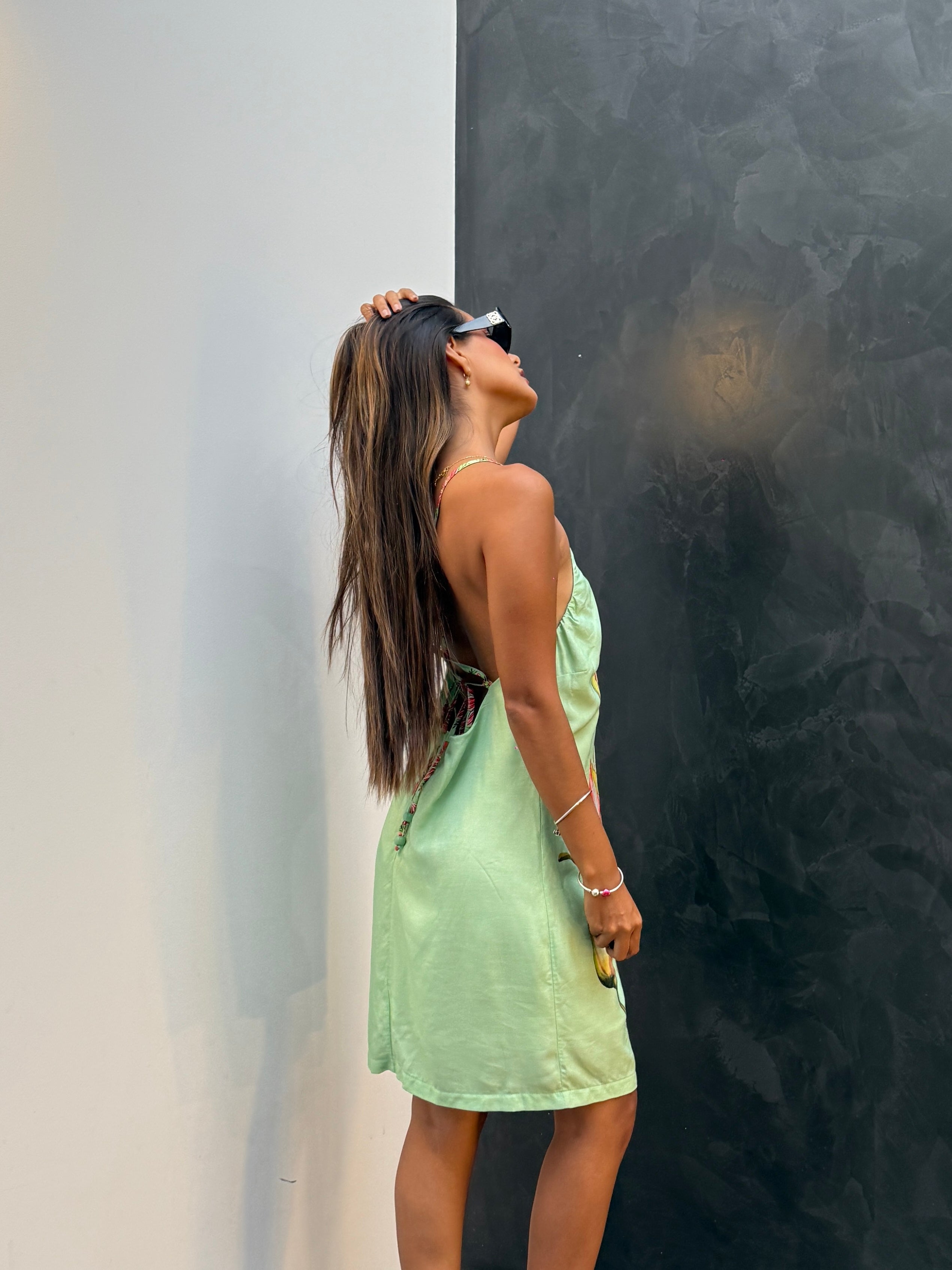 VESTIDO CURT VERDE COSTAS