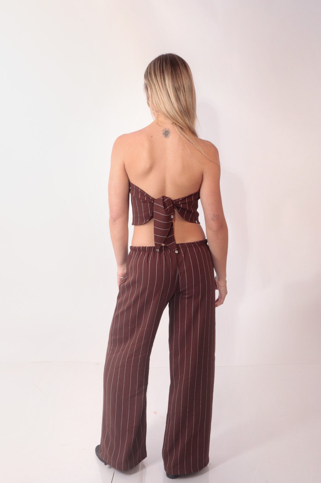 PANTALÓN + PAÑOLETA A RAYAS