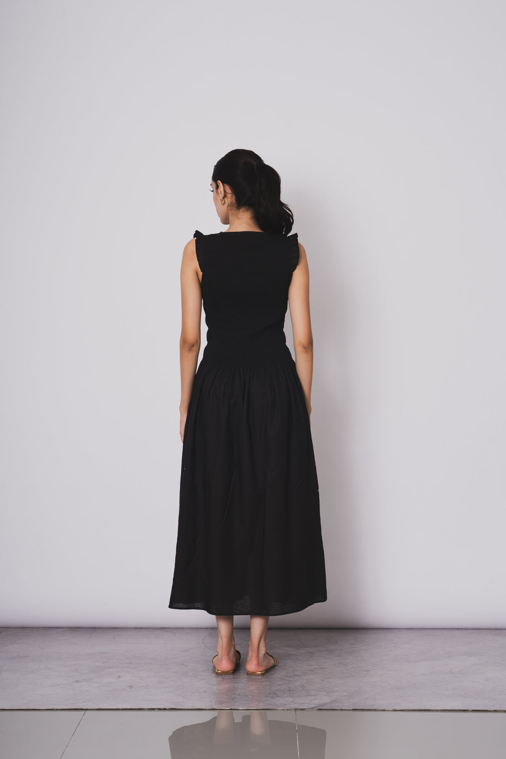 VESTIDO NEGRO