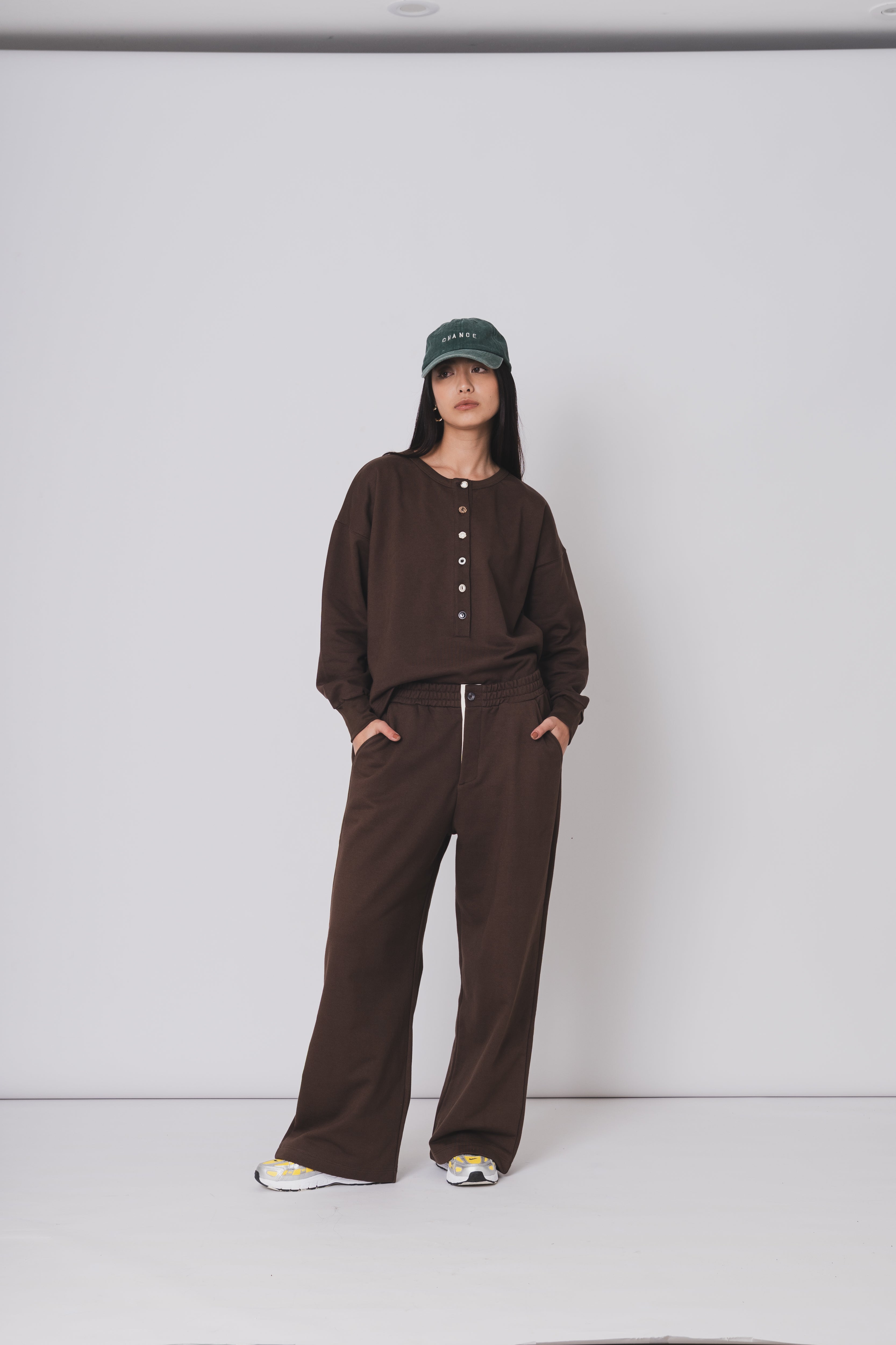 BUTTONED LOUNG SET