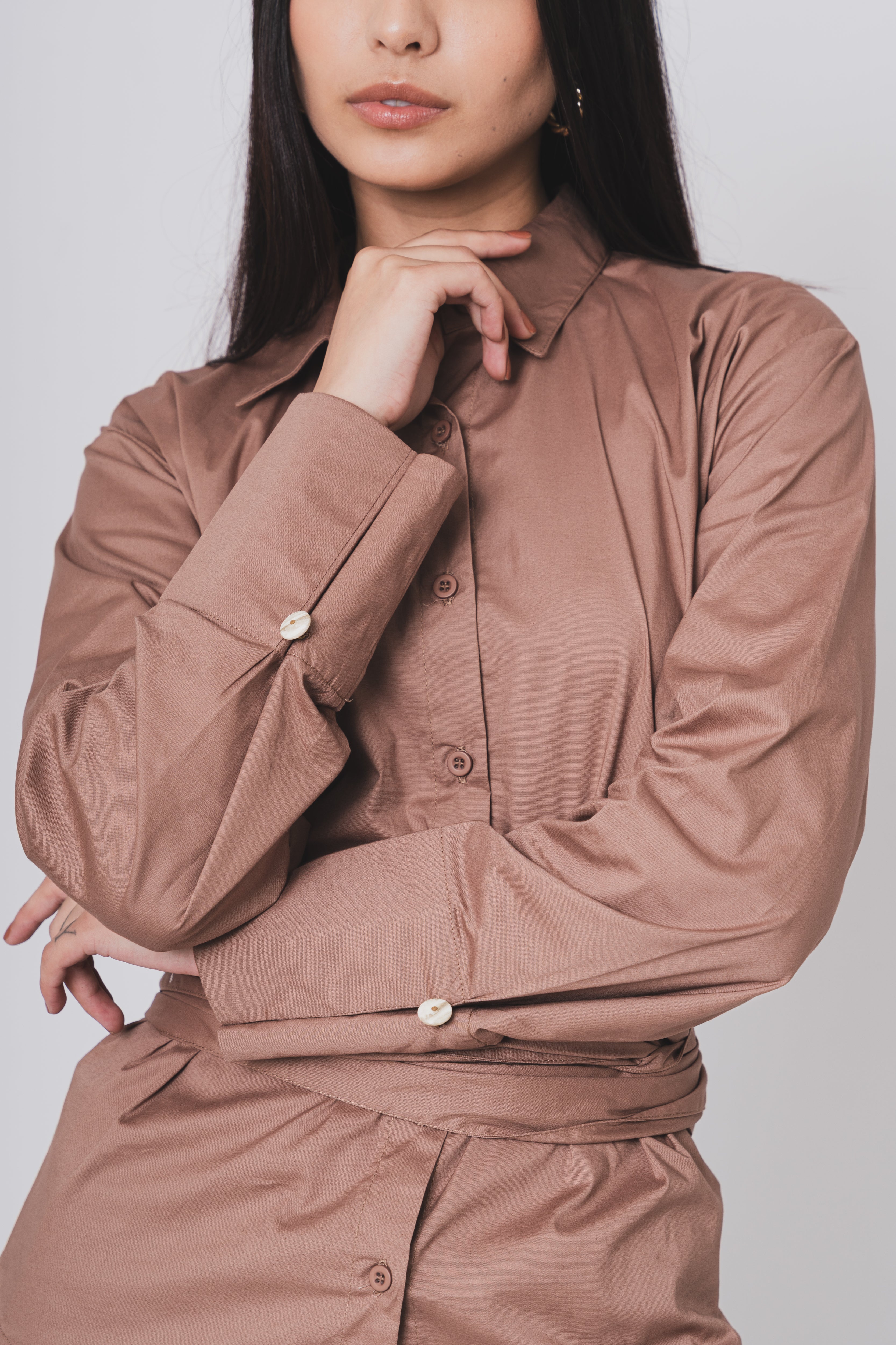 CONVERTIBLE TIE SHIRT