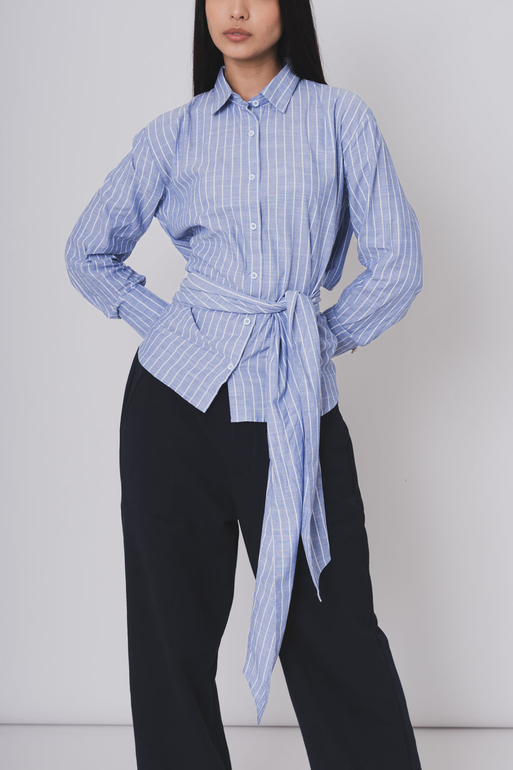 CONVERTIBLE TIE SHIRT