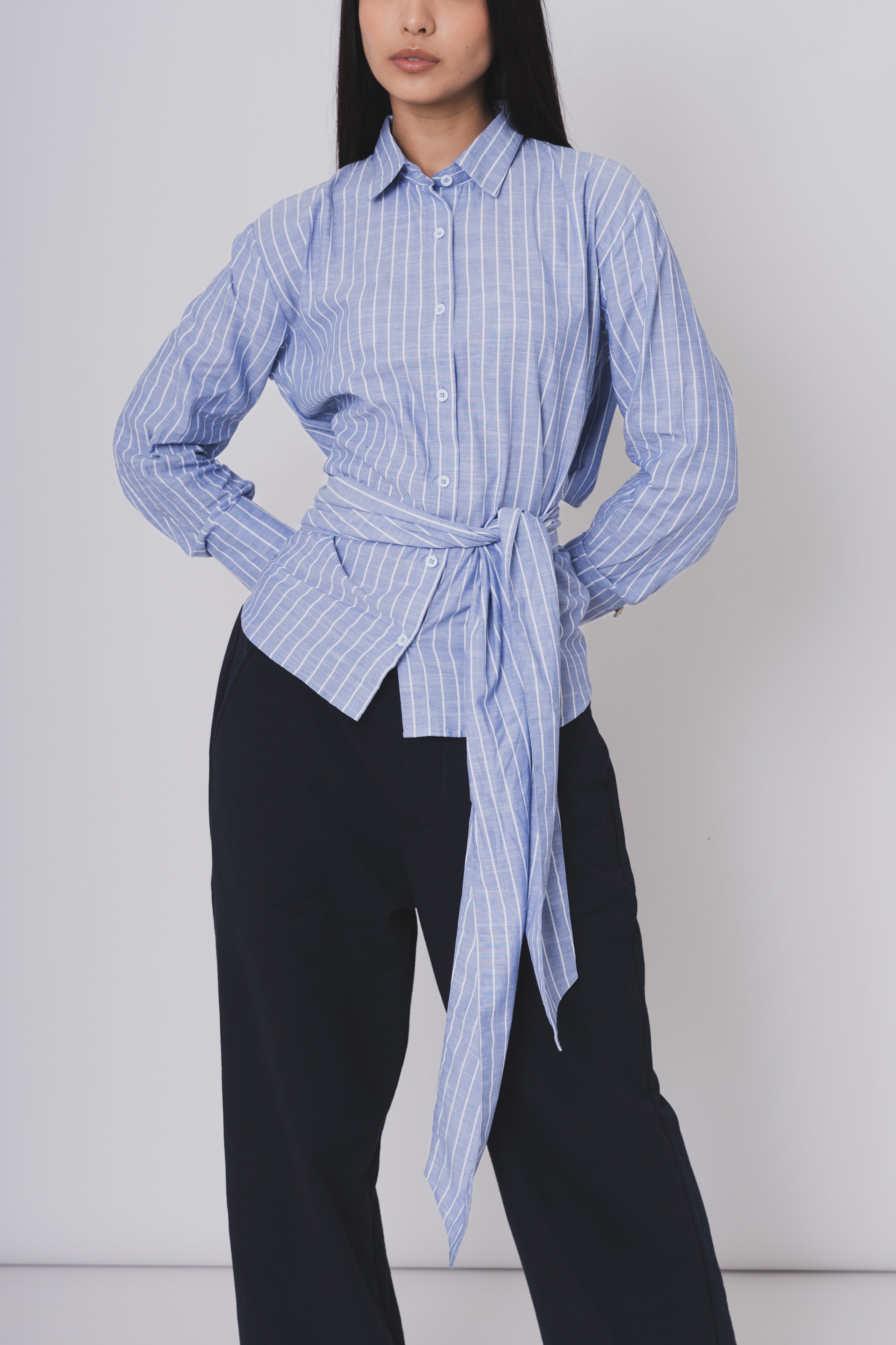 CONVERTIBLE TIE SHIRT